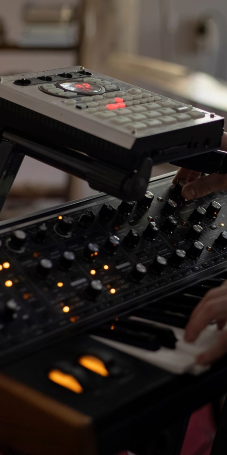 electronic sound synthesis